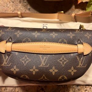 Authentic Louis Vuitton Bum bag brand new, comes with dust bag and box